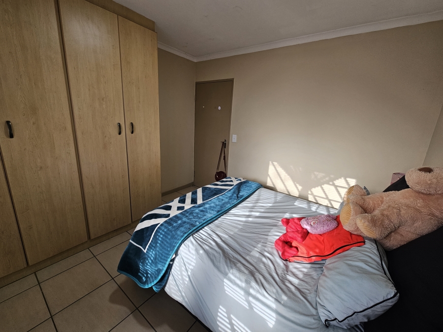 2 Bedroom Property for Sale in Marinda Park Western Cape